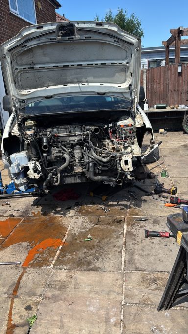 VW Caddy engine replacement