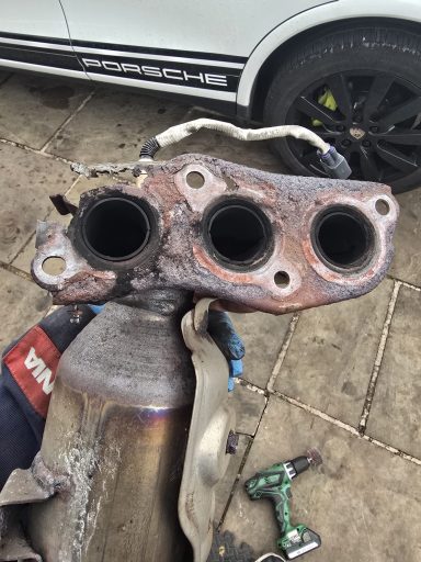 Peugeot Manifold replacement